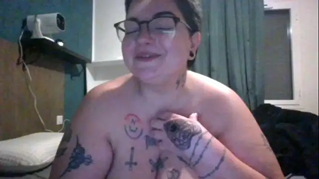 piratexl (F young) - topless