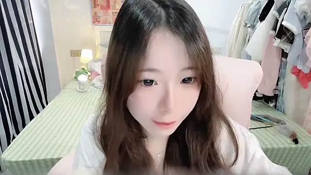 美女Gardenia-222在线直播