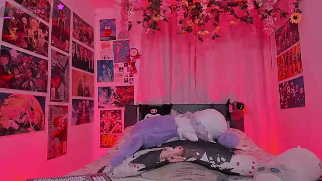 misscurvytop - MissCurvyTop's free webcam - UK Sex Cams