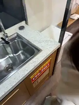 美女Aytc9989在线直播