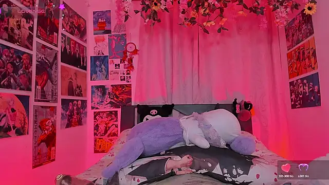 misscurvytop - MissCurvyTop's free webcam