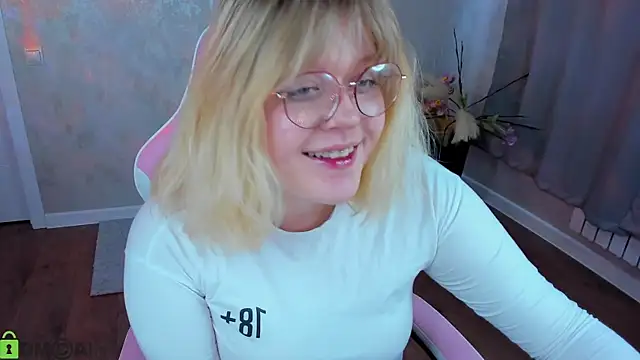 luna_c0ra - Luna_c0ra's free webcam