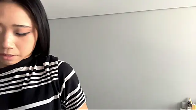 sweetmiaxo - SweetMiaXO's free webcam