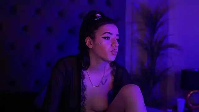 calliedoll - CallieDoll's free webcam