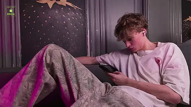 Kevin_Garsia live cam