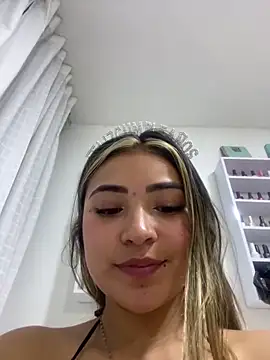 sweetlove- - Sweetlove-'s free webcam - UK Sex Cams