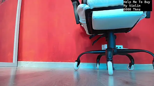 luci_fer_devil (F young) - Show boots on the desk🔥