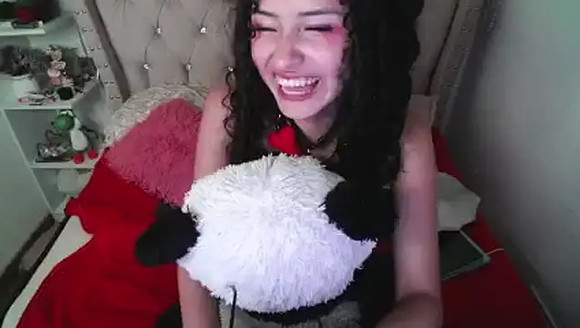 CherieCurl live cam profile