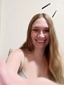 kisavixen - KisaVixen's free webcam - UK Sex Cams