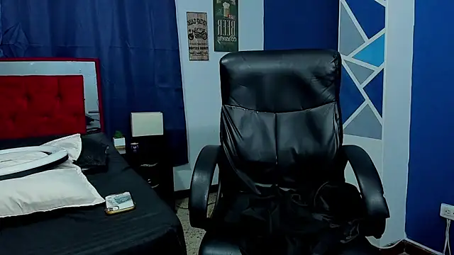 goodgirlxxl (F teen) - Flash Tits