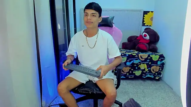 Preview of dayron_lee_