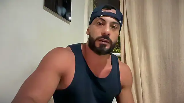 romeolovedark - Romeolovedark's free webcam - UK Sex Cams