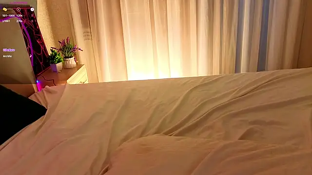 stacywatts - StacyWatts's free webcam