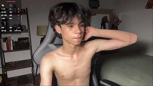 oopsagain_ - OopsAgain_'s free webcam