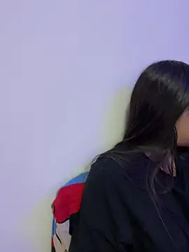 Webcam Model (I_Samanthaa)  is live.Free join now!