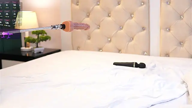 caroline_adams_ - Caroline_adams_'s free webcam - UK Sex Cams