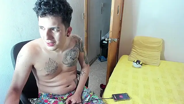 danlust666 - DanLust666's free webcam - UK Sex Cams