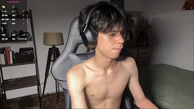 oopsagain_ (M twink) - Show hard cock