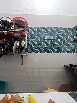 hot-tinaa - Hot-Tinaa's free webcam - UK Sex Cams