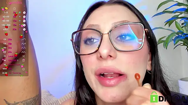 scarlett_jackson2 - Scarlett_Jackson2's free webcam - UK Sex Cams