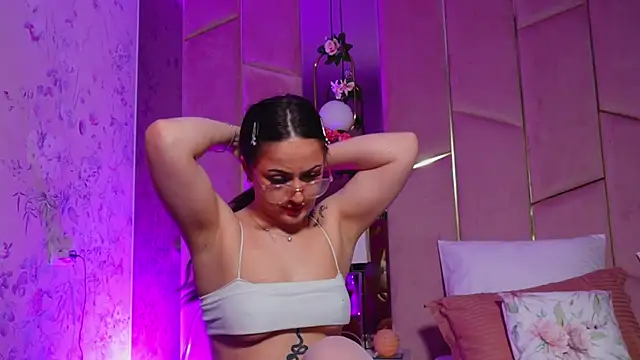 Live sex cam di LucyLextonX