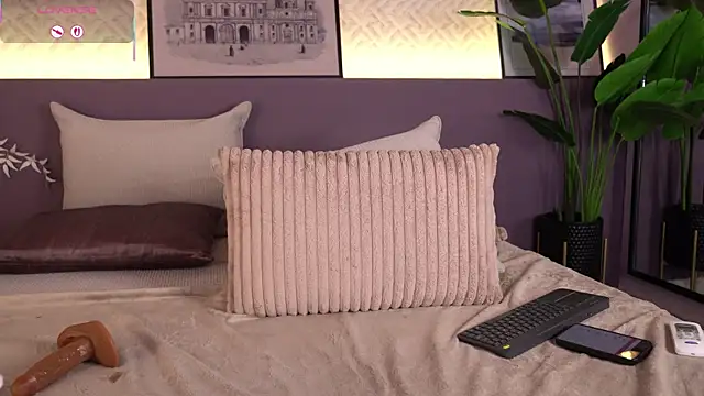 ellediane (F young) - Sloppy Blowjob + boobs out