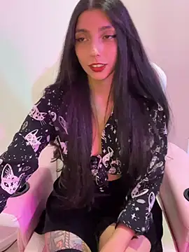 felicia_smok3 (F young) - estoy jugando lol