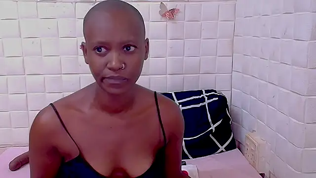 EbonyOlive69 live cam profile