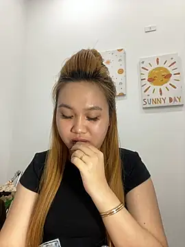 almira6868 - Almira6868's free webcam