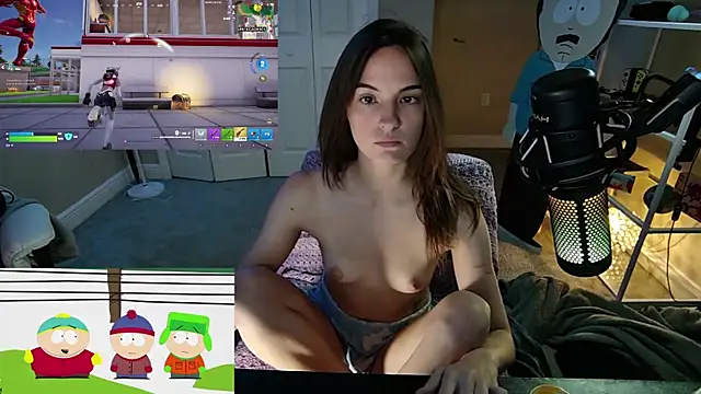 angiefae (F young) - Boobies