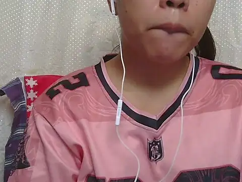 chubbybutty - ChubbyButty's free webcam - UK Sex Cams