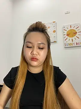 almira6868 - Almira6868's free webcam - UK Sex Cams