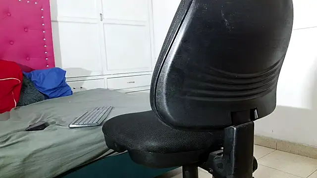 salomonsex123 - Salomonsex123's free webcam - UK Sex Cams