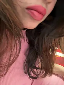 Webcam Model (riya_sharma11)  is live.Free join now!