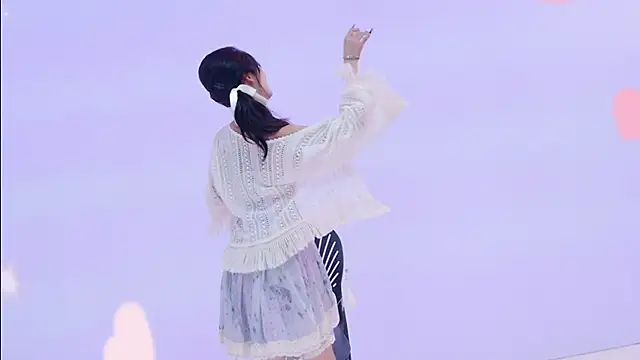 美女1X-one在线直播