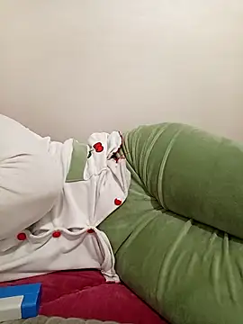 mrjana89six (F milf) - طيزي اكبر نيكني.