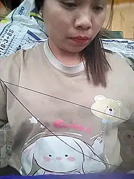 venu00 - Venu00's free webcam