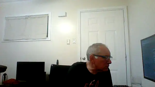 xxcuthulu23 (M grandpa) - buy a lovense edge 2