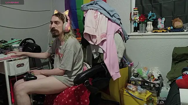 tallnerdyguy (M young) - nude