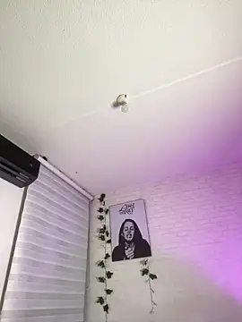 Webcam Model (Niky_Love)  is live.Free join now!