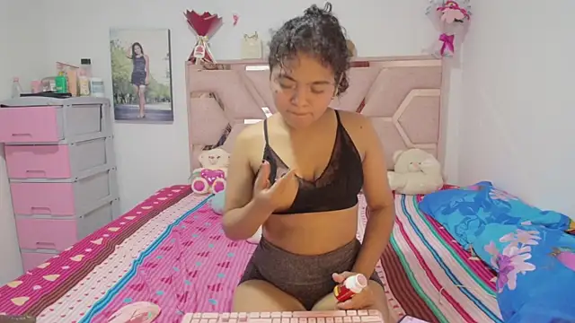 winnifer_gonzal - Winnifer_Gonzal's free webcam