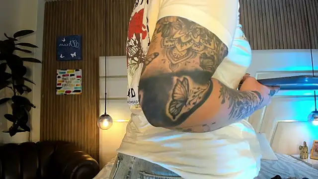 xara_shadow - Xara_Shadow's free webcam