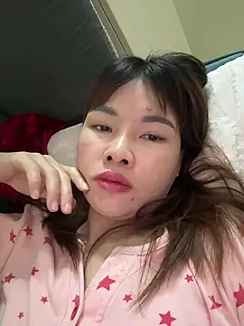 loyalty-love - Loyalty-love's free webcam