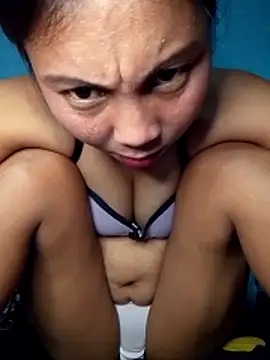 kim_pussy - Kim_Pussy's free webcam