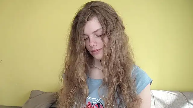 rayanenlia - RayaNenlia's free webcam