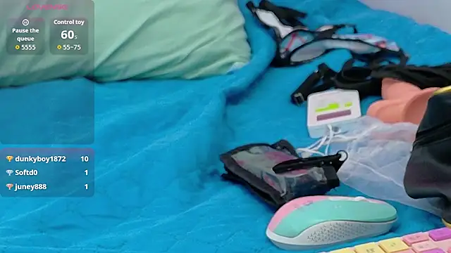 shyblacksweetiee - Shyblacksweetiee's free webcam