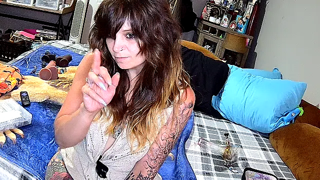 zeelaxoxo - ZeelaXoXo's free webcam