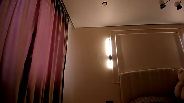 wizardkis - Wizardkis's free webcam