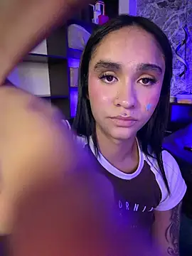 isabella-teen - Isabella-Teen's free webcam