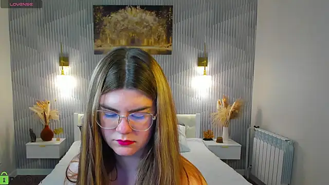 zoe_j0y - Zoe_j0y's free webcam